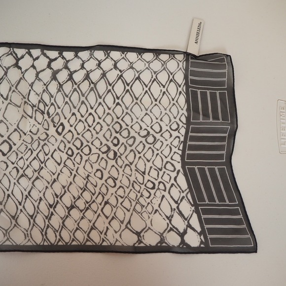 Anne Klein 100% Silk Scarf Oblong Black & White Geometric Animal Print 11" x 53" - Picture 6 of 10